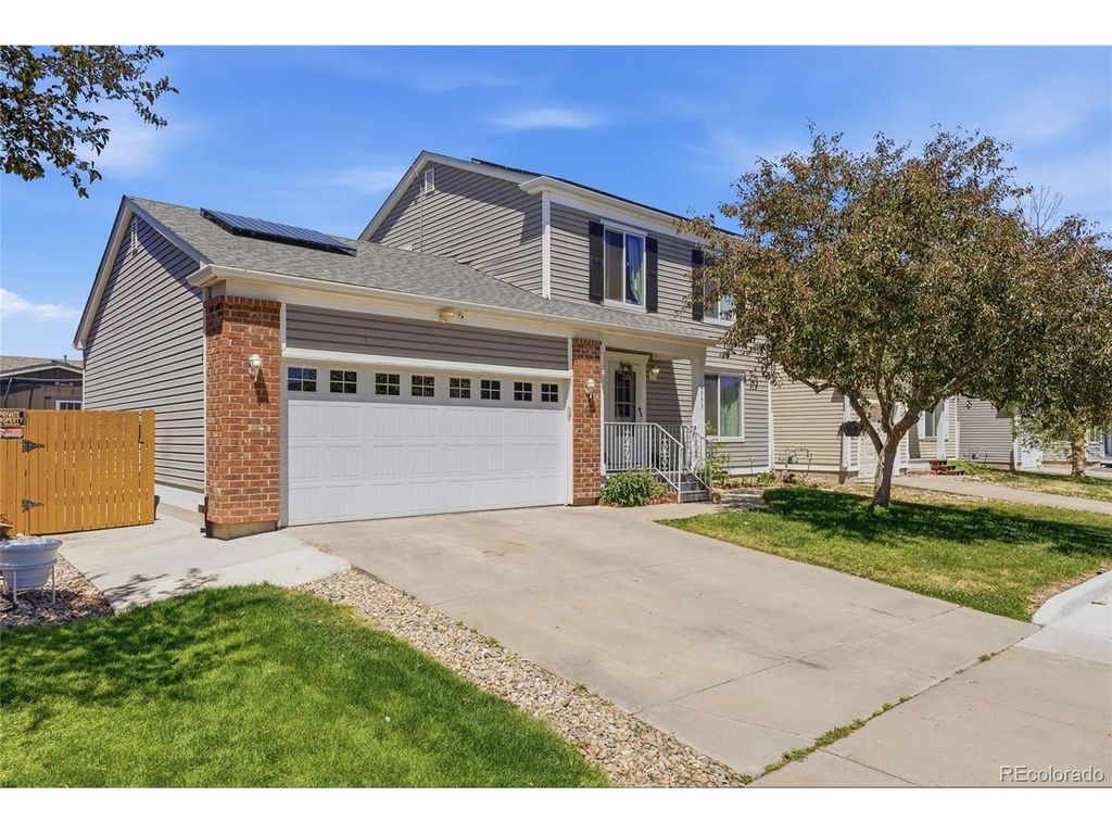4993 Jasper Ct, Denver, CO 80239
