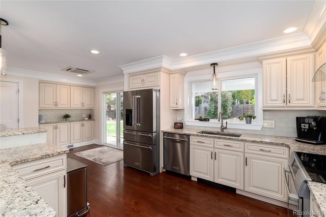 3750 S Glencoe Street, Denver, CO 80237