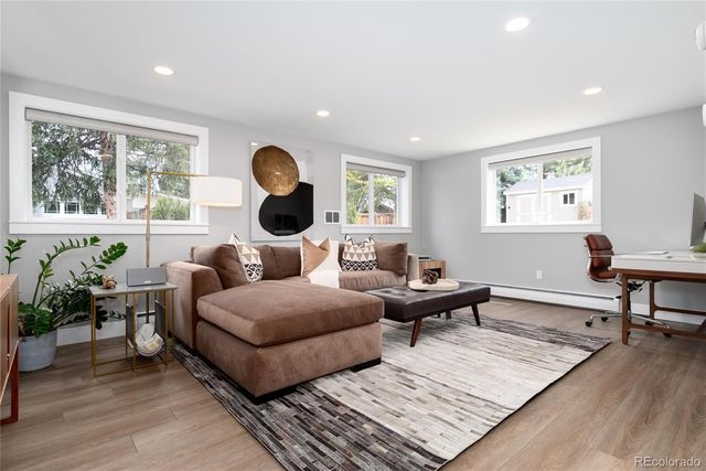 3750 S Glencoe Street, Denver, CO 80237