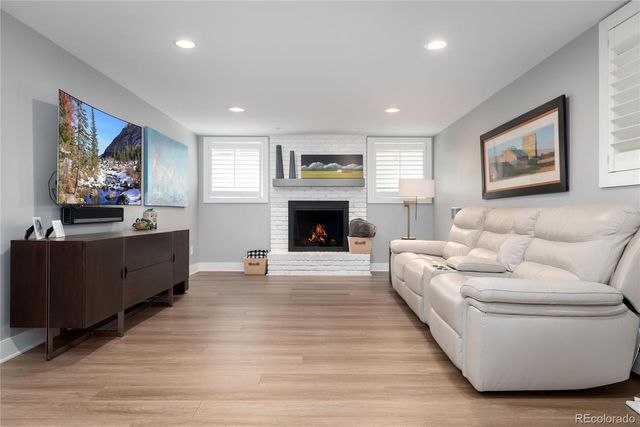 3750 S Glencoe Street, Denver, CO 80237