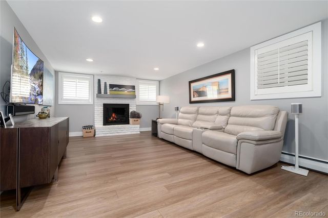 3750 S Glencoe Street, Denver, CO 80237