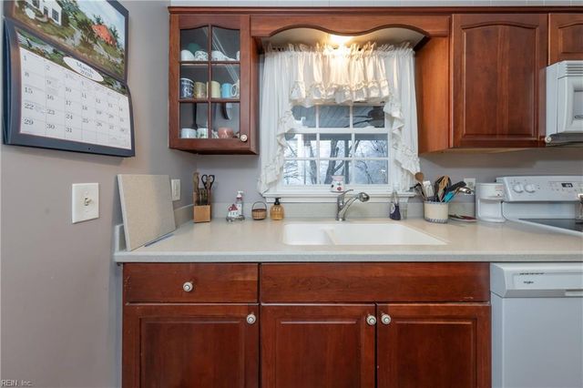 134 Oslo CT, Williamsburg, VA 23188