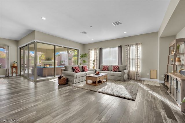 6067 Downs Court, Las Vegas, NV 89149