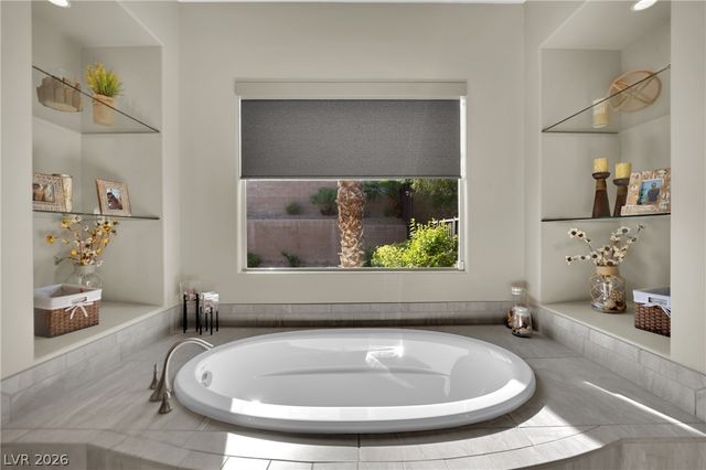 6067 Downs Court, Las Vegas, NV 89149