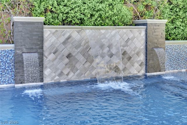 6067 Downs Court, Las Vegas, NV 89149