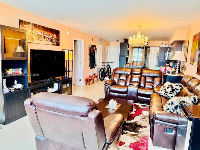 1150 NE 191st Street 38, Miami, FL 33179