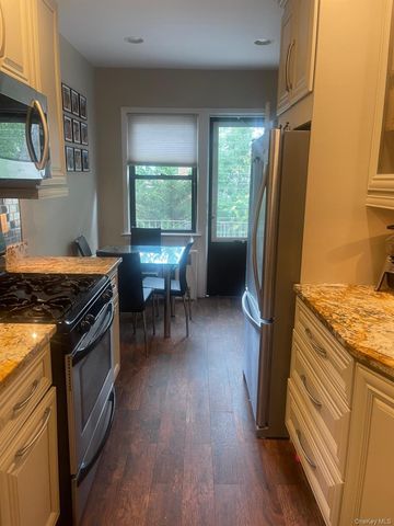 292-300 Cedarhurst, Cedarhurst, NY 11556