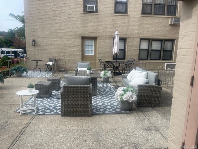 292-300 Cedarhurst, Cedarhurst, NY 11556
