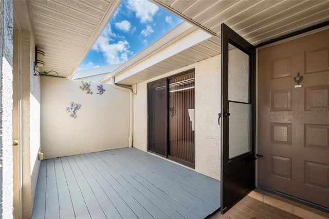 1312 PASADENA AVENUE S 16, South Pasadena, FL 33707