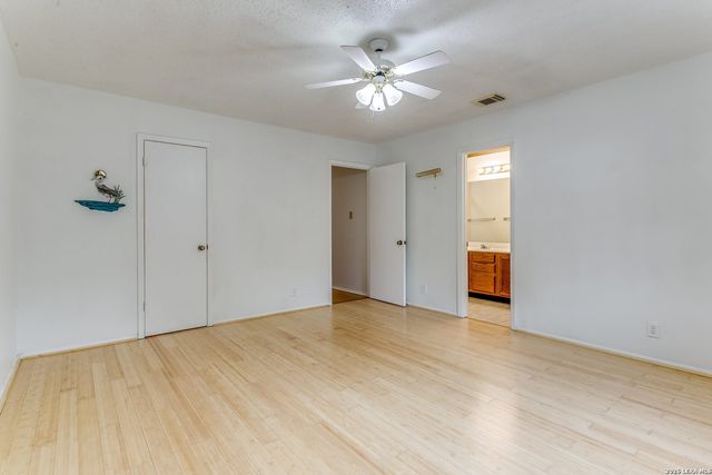 13807 WINDING HL, San Antonio, TX 78217