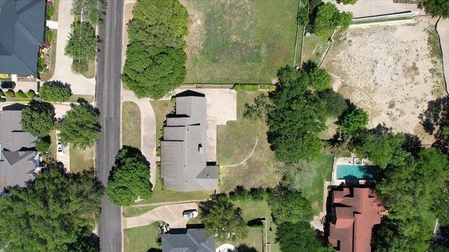 1421 Westover Lane, Westover Hills, TX 76107