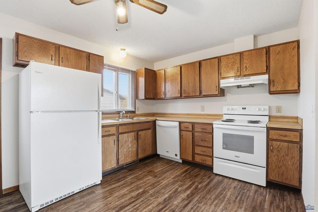 524 E CENTENNIAL, Rapid City, SD 57701