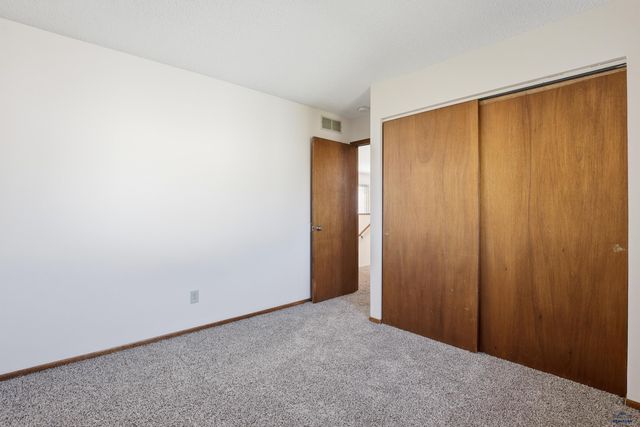 524 E CENTENNIAL, Rapid City, SD 57701