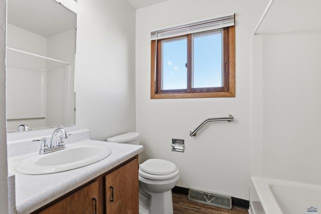 524 E CENTENNIAL, Rapid City, SD 57701