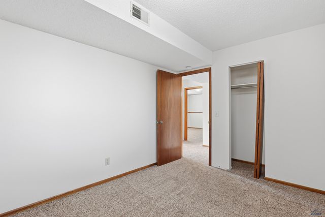 524 E CENTENNIAL, Rapid City, SD 57701