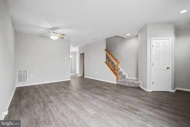 453 PEARLBUSH SQ NE, Leesburg, VA 20176