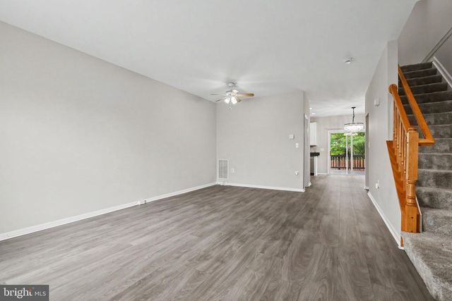 453 PEARLBUSH SQ NE, Leesburg, VA 20176