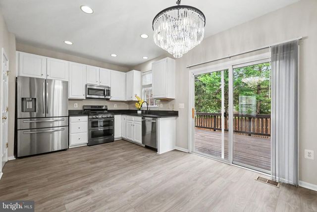 453 PEARLBUSH SQ NE, Leesburg, VA 20176