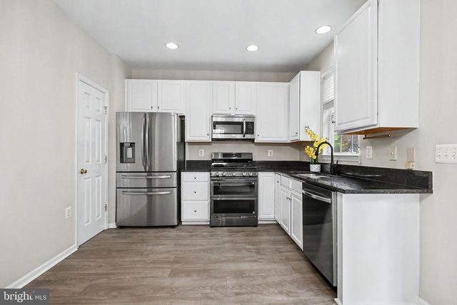 453 PEARLBUSH SQ NE, Leesburg, VA 20176