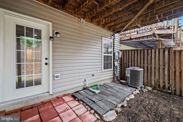 453 PEARLBUSH SQ NE, Leesburg, VA 20176