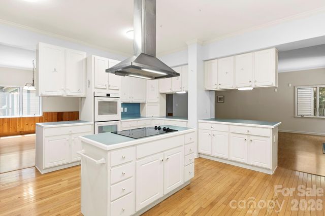 1592 Eagle Lake Drive 154, Brevard, NC 28712