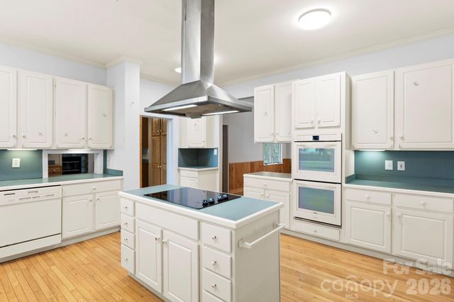 1592 Eagle Lake Drive 154, Brevard, NC 28712