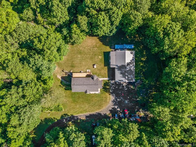 83 Cotter Road, Highland, NY 12528