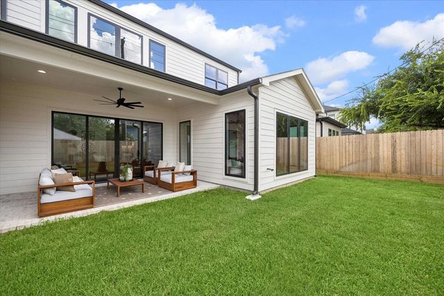 1514 Gardenia Drive, Houston, TX 77018