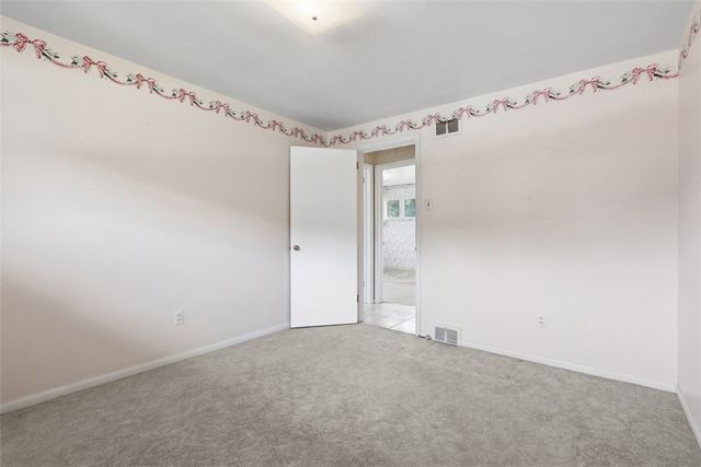 2219 Fawcett Ave, White Oak, PA 15131