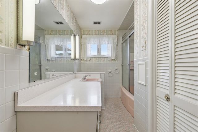 2219 Fawcett Ave, White Oak, PA 15131