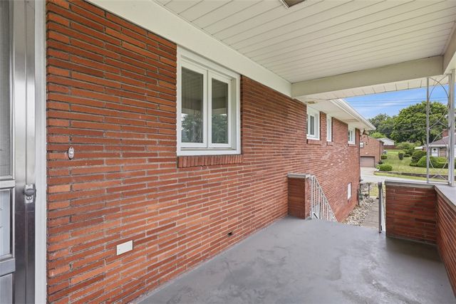 2219 Fawcett Ave, White Oak, PA 15131