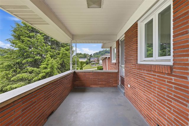 2219 Fawcett Ave, White Oak, PA 15131