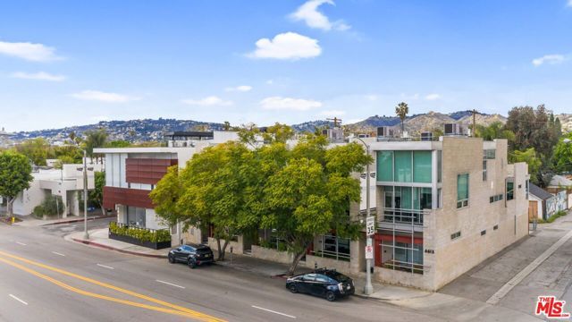 6615 Melrose Avenue 3, Los Angeles, CA 90038