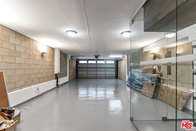6615 Melrose Avenue 3, Los Angeles, CA 90038