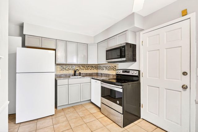 5705 Tamarack Boulevard W, F, Columbus, OH 43229