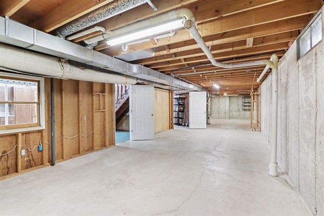 604 Flower Street, Three Rivers, MI 49093