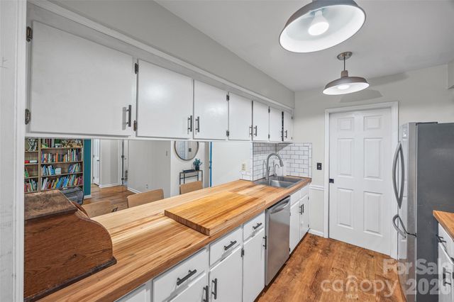 122 Foxwood Village Drive, Fort Mill, SC 29715