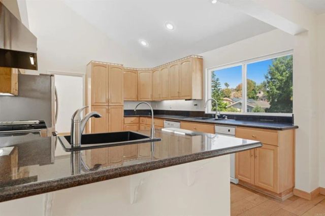 13723 Recuerdo Drive, Del Mar, CA 92014