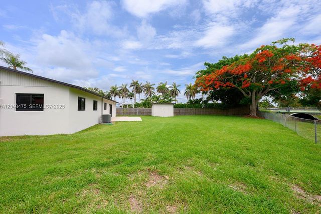 18451 SW 90th Avenue, Cutler Bay, FL 33157