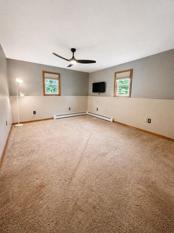 49 Hathaway Rd, Acushnet, MA 02743