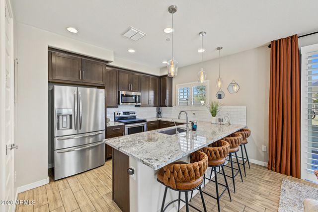 4100 S PINELAKE Way 104, Chandler, AZ 85249