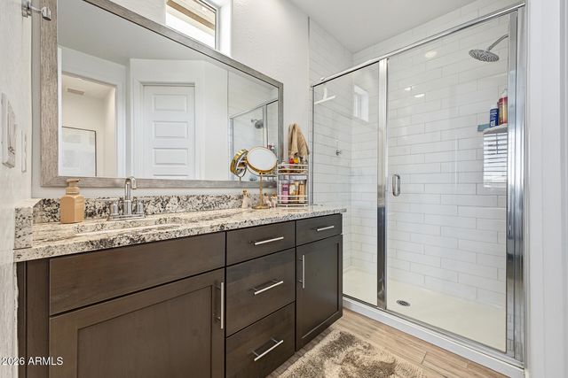 4100 S PINELAKE Way 104, Chandler, AZ 85249