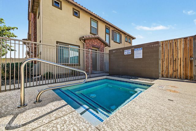 4100 S PINELAKE Way 104, Chandler, AZ 85249