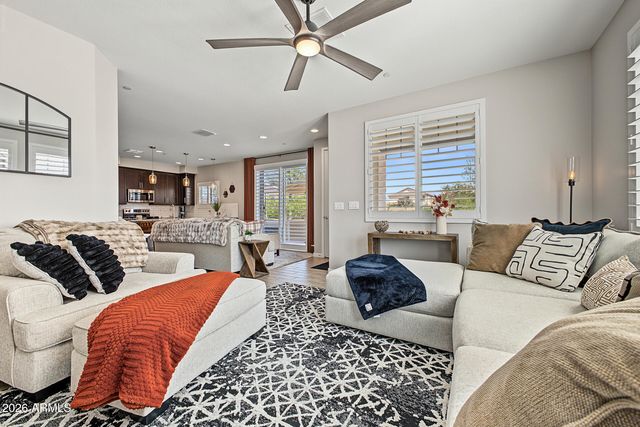 4100 S PINELAKE Way 104, Chandler, AZ 85249