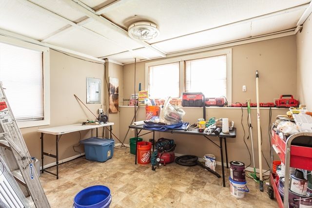 22 Reservoir Ave, Swansea, MA 02777