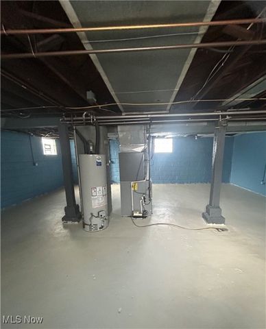 15 Katherine Street, Struthers, OH 44471