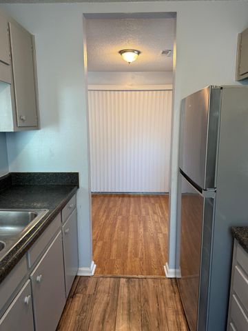168 Dorchester Manor Boulevard Unit B, North Charleston, SC 29420