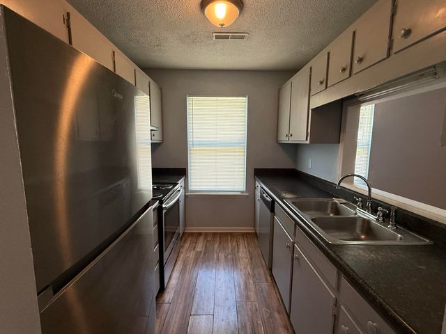 168 Dorchester Manor Boulevard Unit B, North Charleston, SC 29420