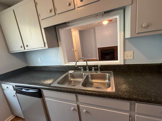168 Dorchester Manor Boulevard Unit B, North Charleston, SC 29420
