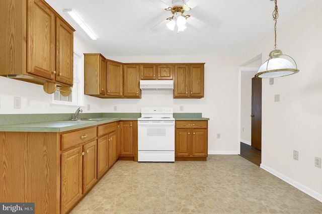 5827 ETZLER RD, Frederick, MD 21702